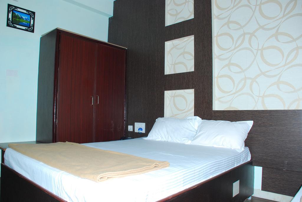 Jayalakshmi Residency Tirupati Quarto foto