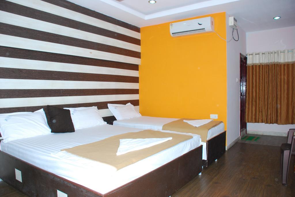 Jayalakshmi Residency Tirupati Quarto foto
