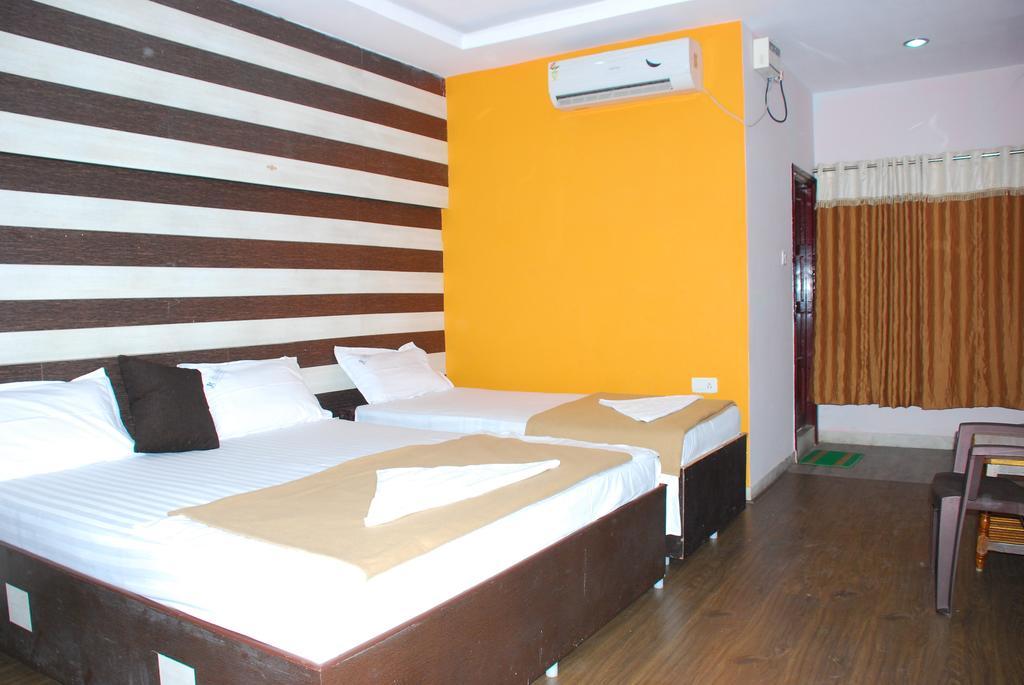 Jayalakshmi Residency Tirupati Quarto foto