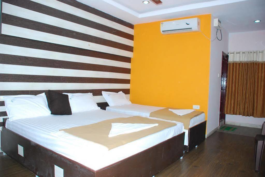 Jayalakshmi Residency Tirupati Exterior foto